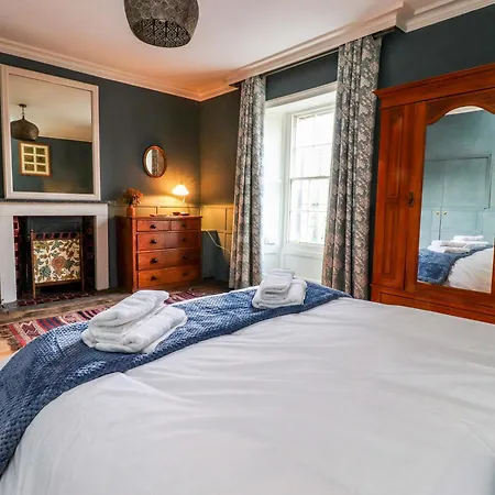 Devonshire House *