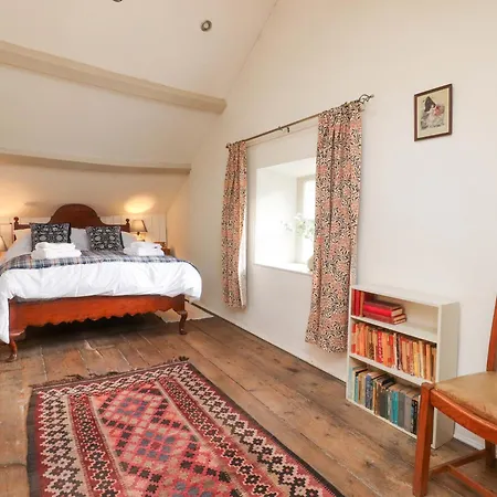 Devonshire House * Settle