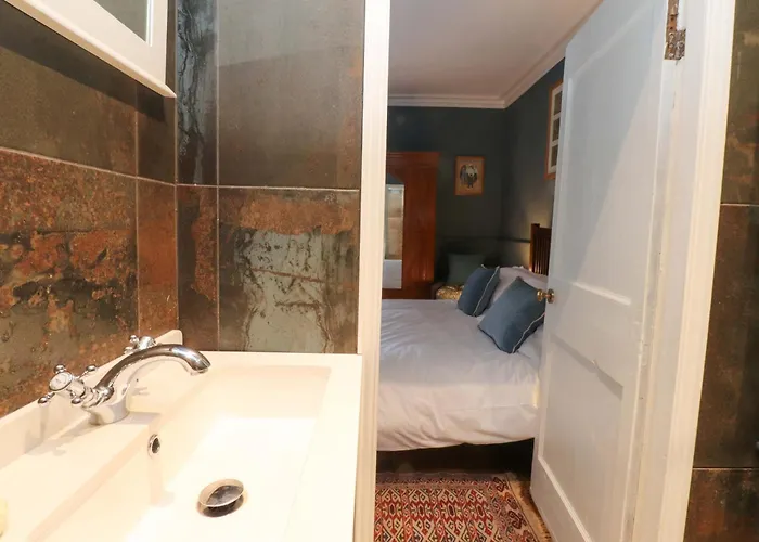 Devonshire House Settle