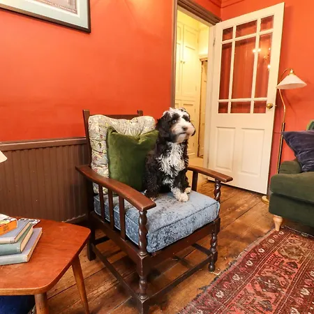 Devonshire House *