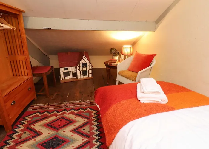 Devonshire House * Settle